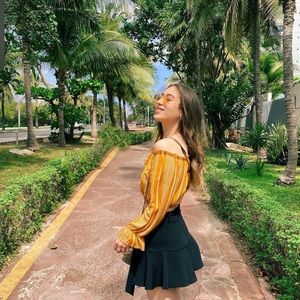 Super comfy black skort.